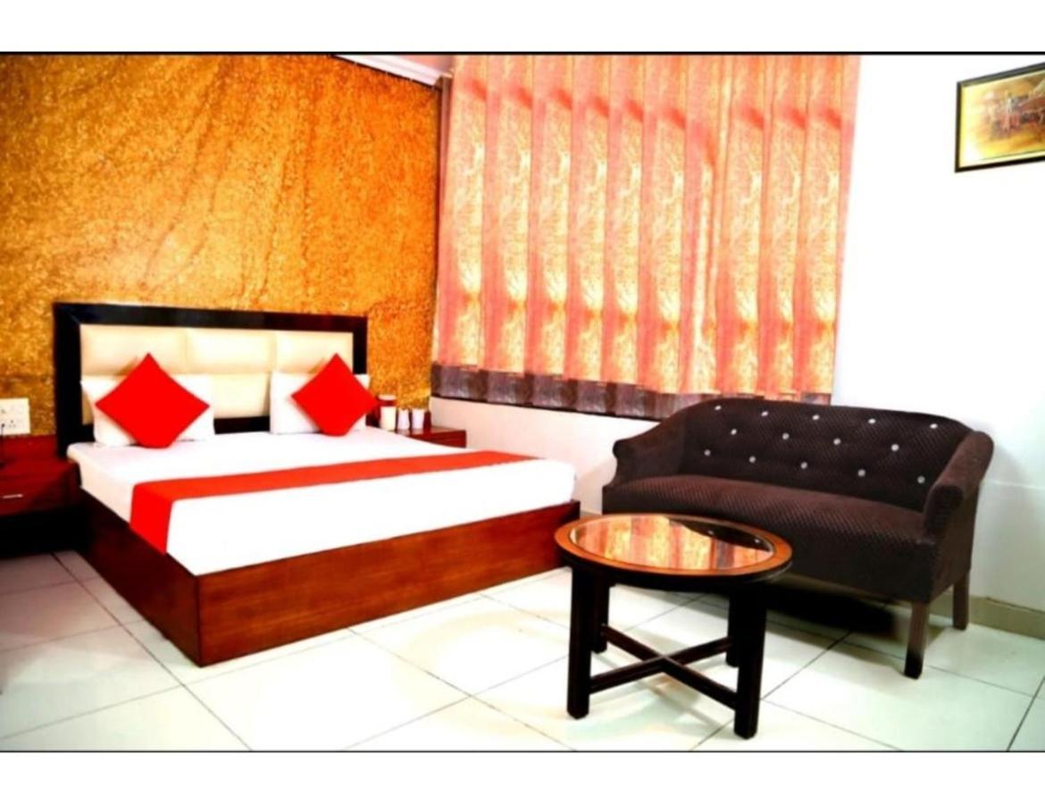 Hotel Kirandeep Agra Agra  Exteriér fotografie