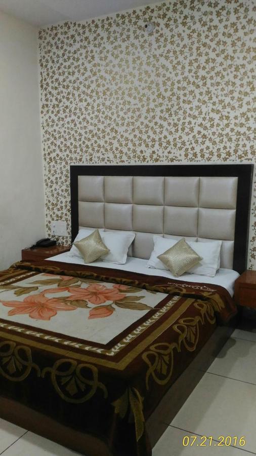 Hotel Kirandeep Agra Agra  Exteriér fotografie